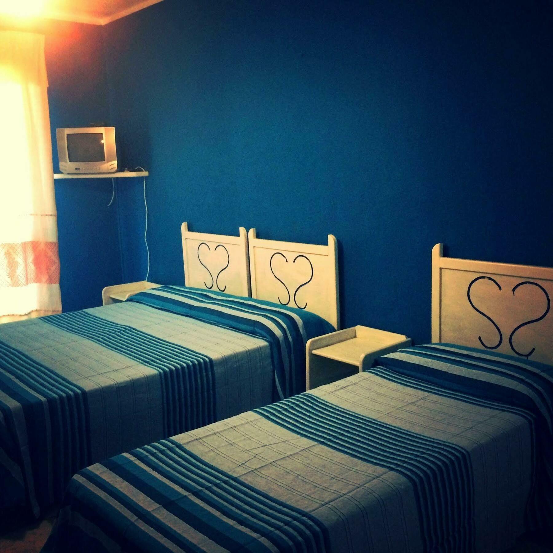 En Ville Bed And Breakfast Gonnesa Ngoại thất bức ảnh
