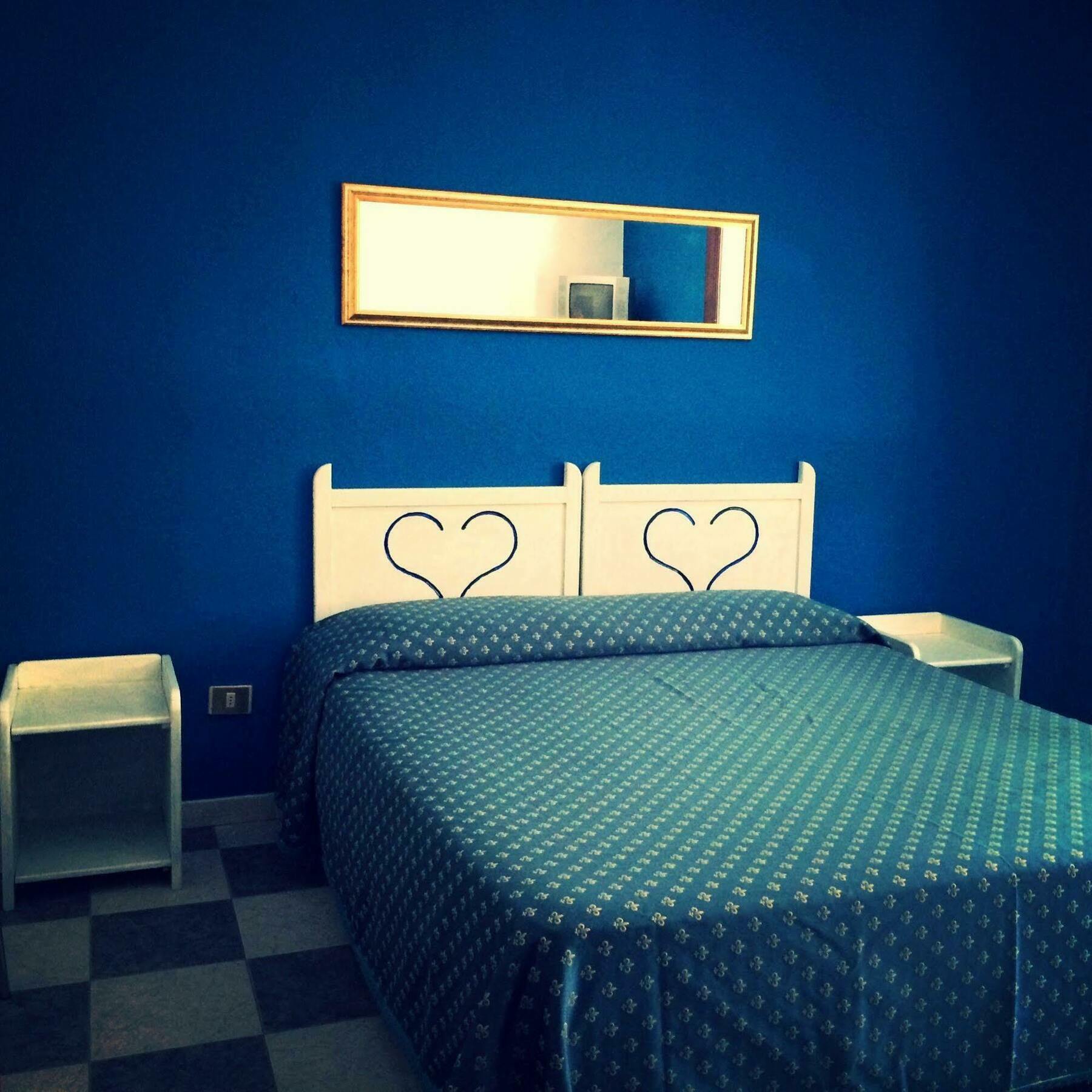 En Ville Bed And Breakfast Gonnesa Ngoại thất bức ảnh